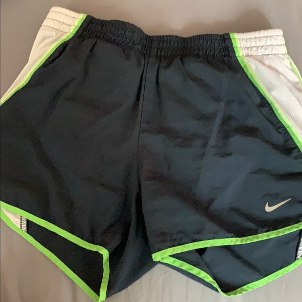 Running shorts